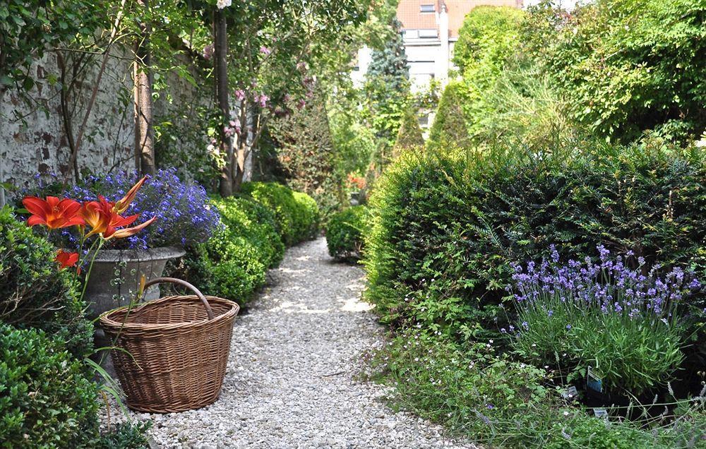 B&B Un Jardin En Ville Saint-Gilles Zewnętrze zdjęcie